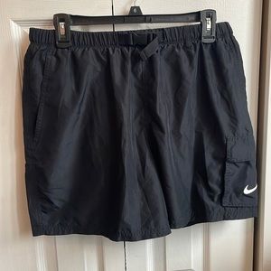 Men’s Nike shorts with pockets. Size large and in the color black.